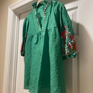 Green Embroidered Women's Tunic Blouse